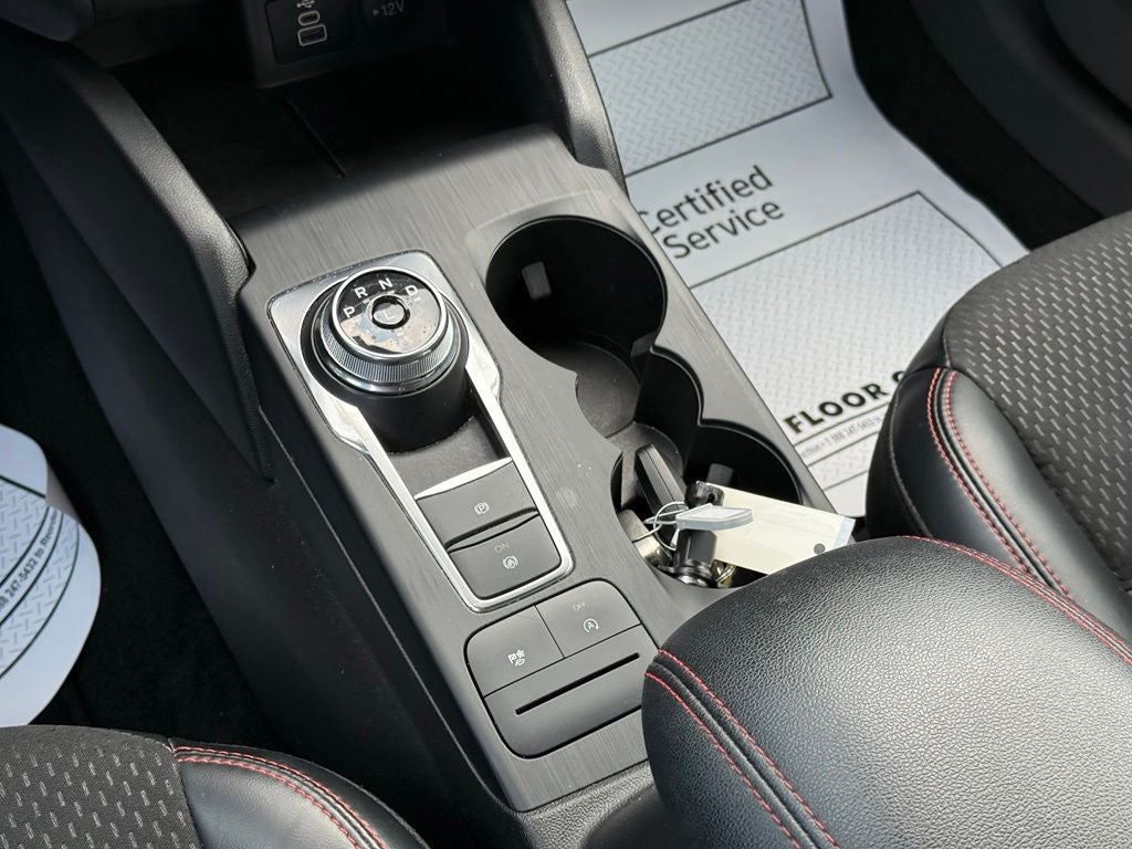 2025 Ford Escape ST-Line Select