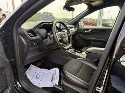 2025 Ford Escape ST-Line Select