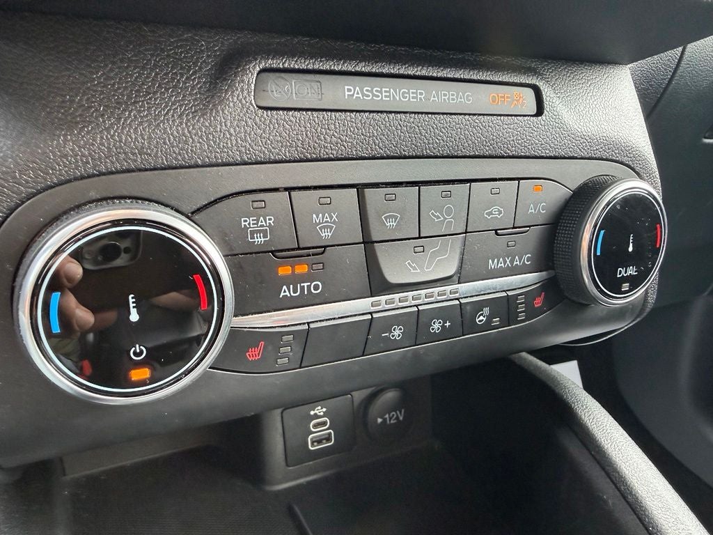 2025 Ford Escape ST-Line Select