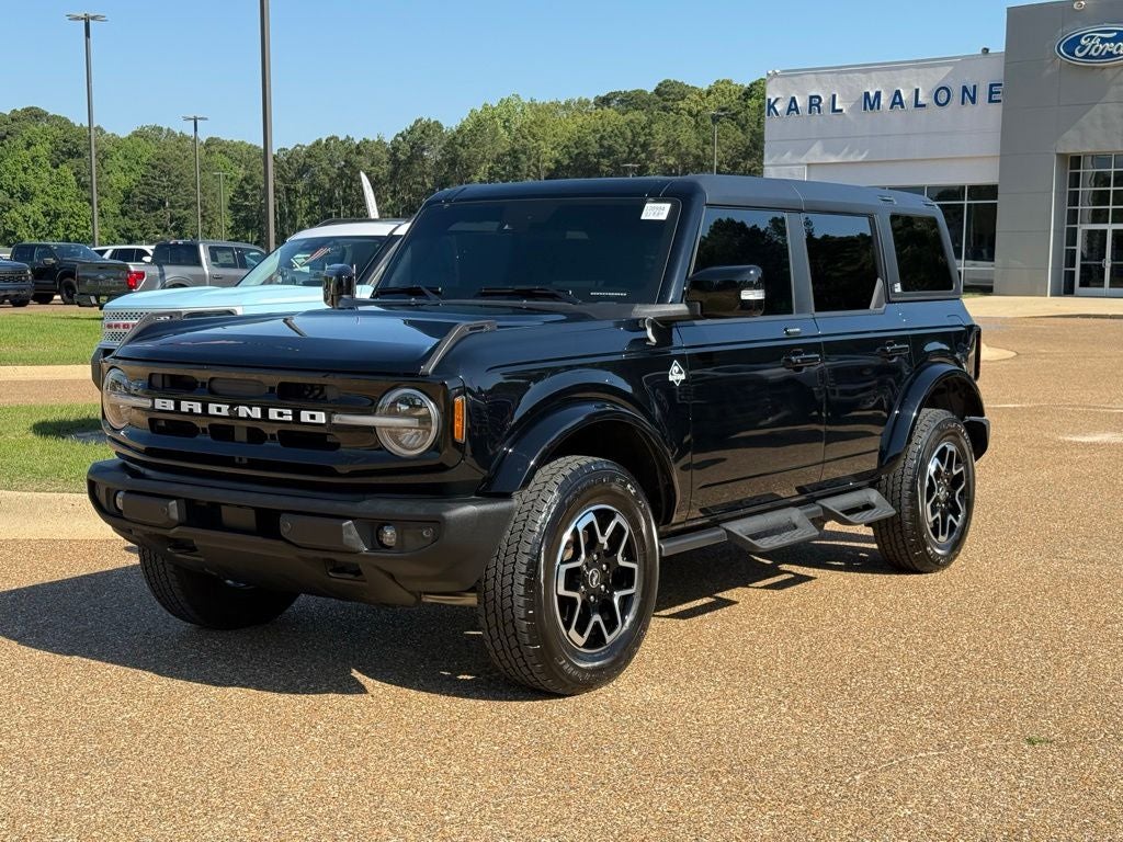 2023 Ford Bronco Outer Banks