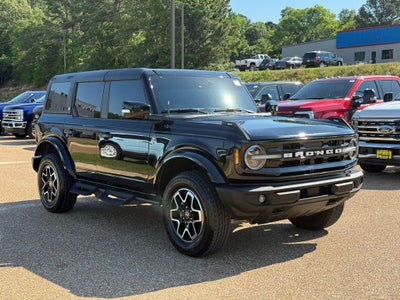 2023 Ford Bronco Outer Banks