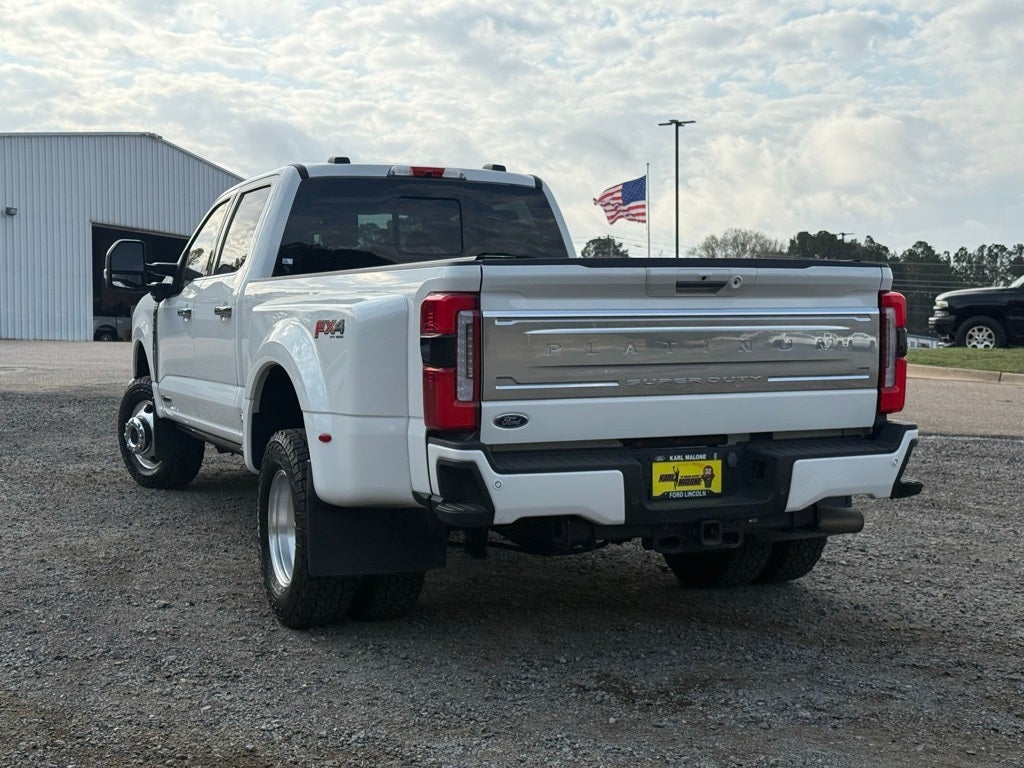 2023 Ford F-350SD Platinum DRW
