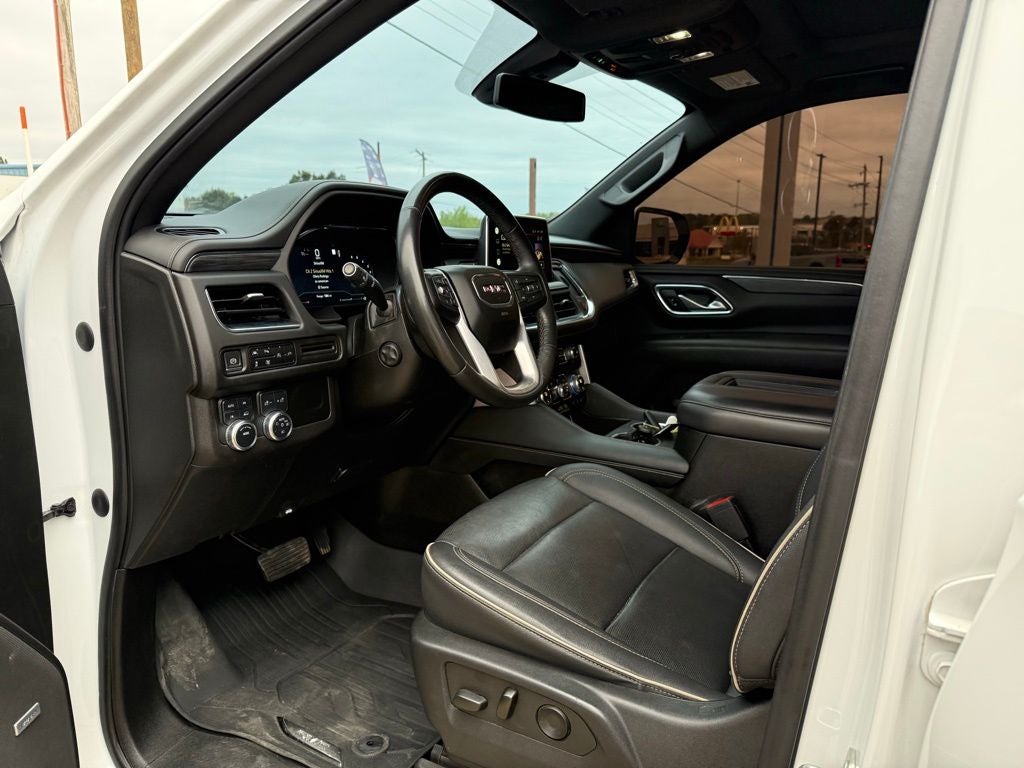 2022 GMC Yukon SLT