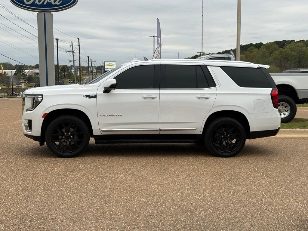 2022 GMC Yukon SLT