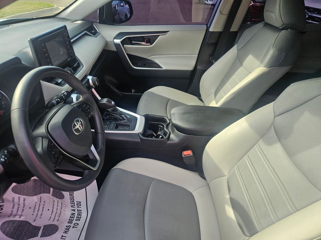 2021 Toyota RAV4 XLE Premium