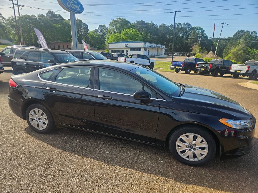 2019 Ford Fusion S