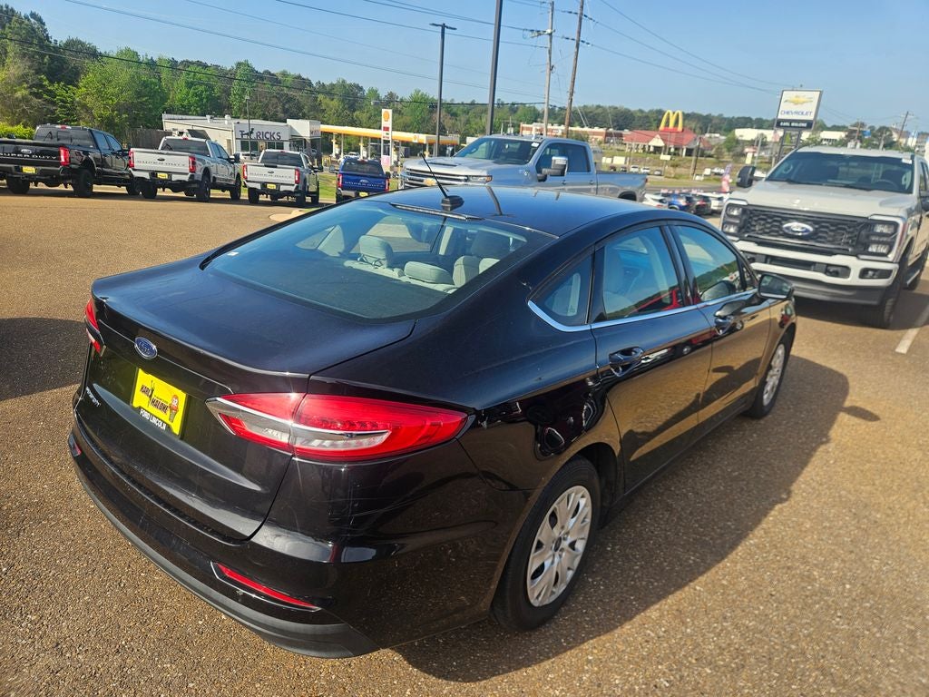 2019 Ford Fusion S