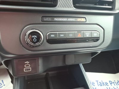 2025 Ford Maverick XL