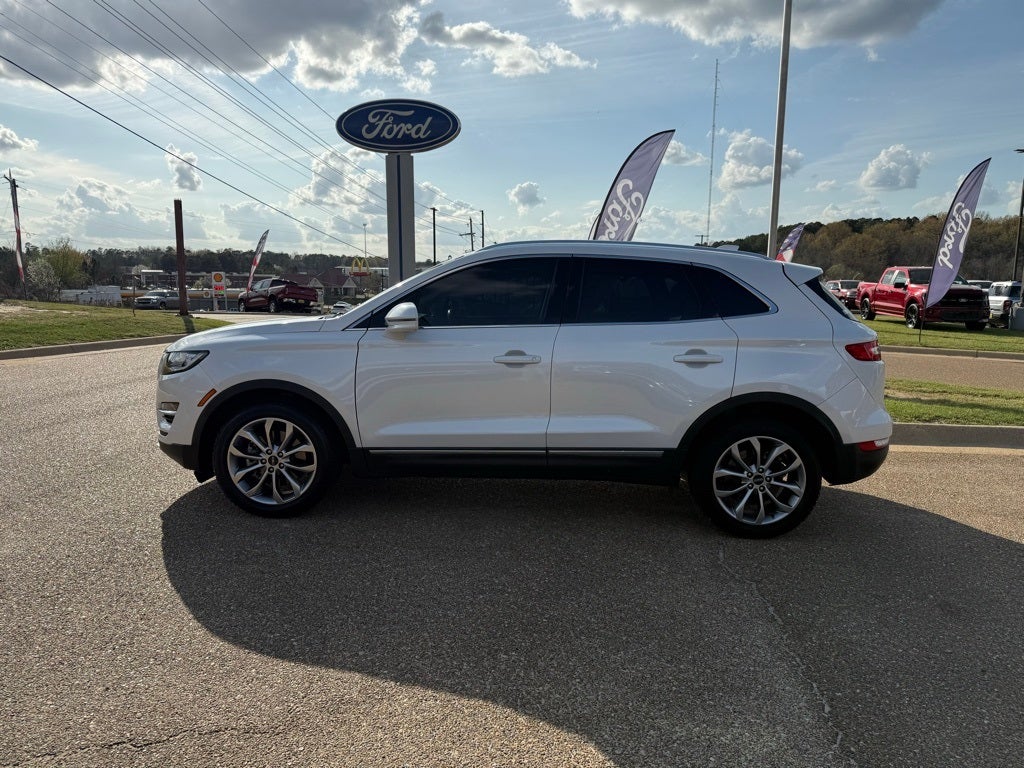 2019 Lincoln MKC Select
