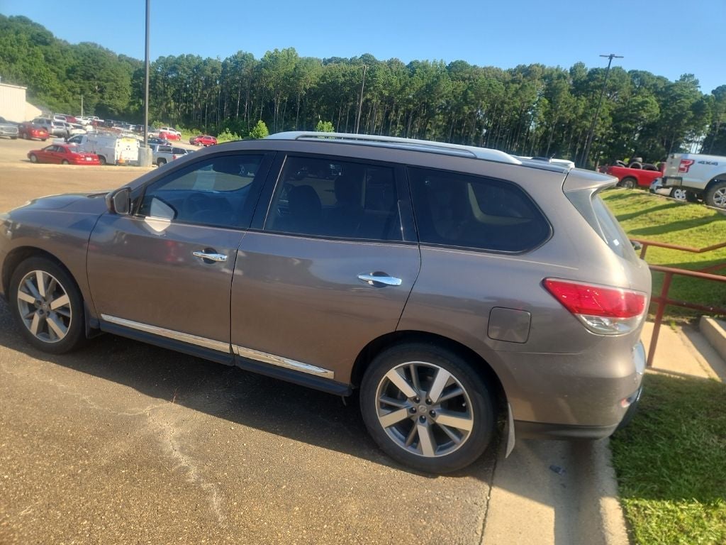 2014 Nissan Pathfinder Platinum