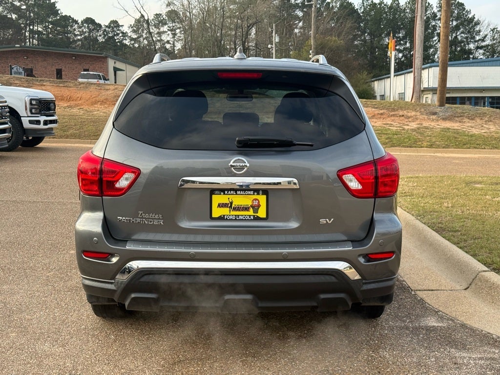 2020 Nissan Pathfinder SV