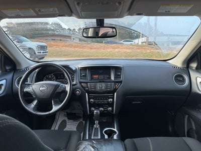 2020 Nissan Pathfinder SV