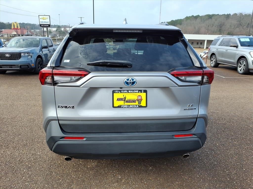 2022 Toyota RAV4 Hybrid LE