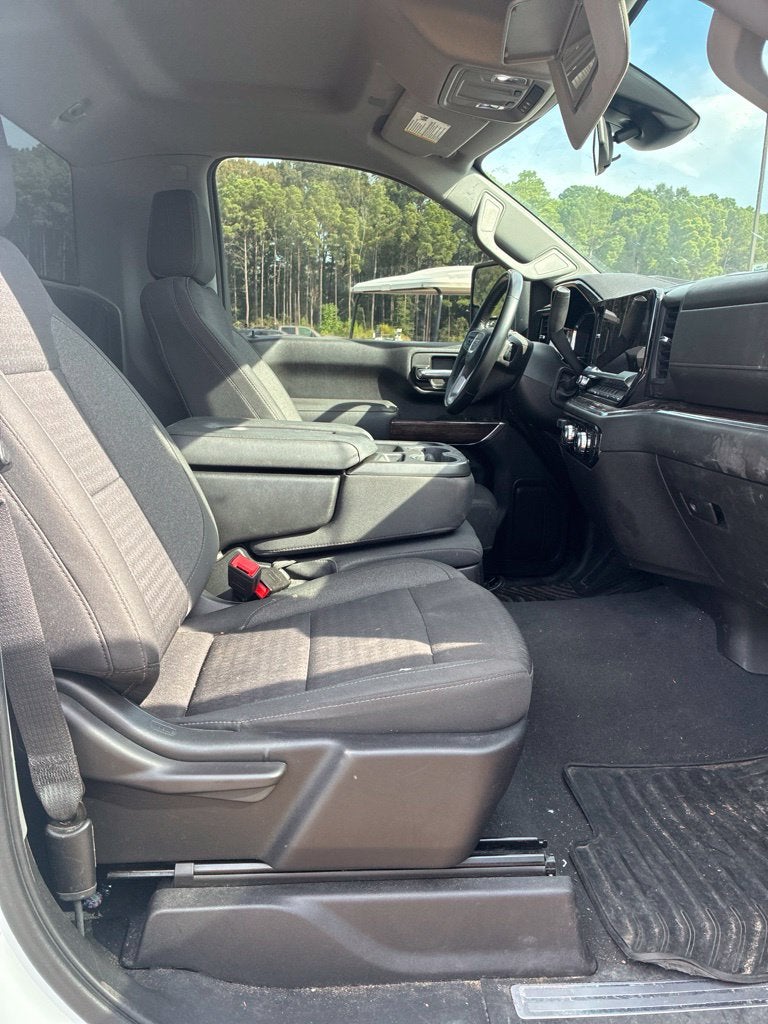2024 GMC Sierra HD SLE