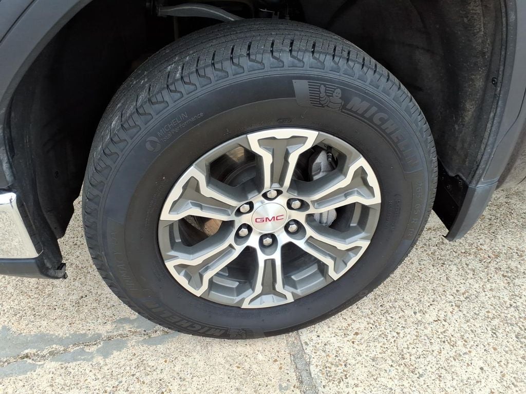 2025 GMC Sierra SLT