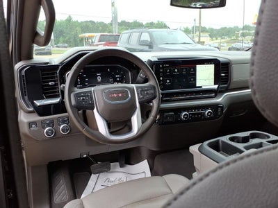 2025 GMC Sierra SLT
