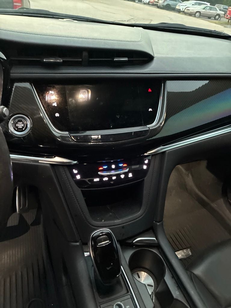 2021 Cadillac XT6 Sport