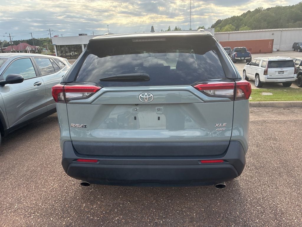 2023 Toyota RAV4 XLE