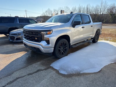 2022 Chevrolet Silverado Custom