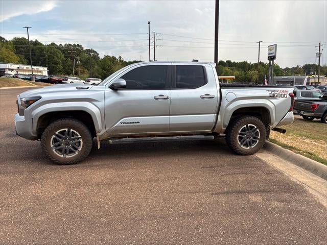 2024 Toyota Tacoma i-FORCE MAX TRD Sport