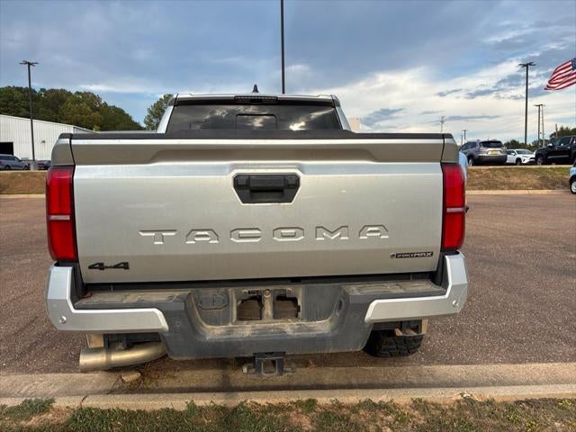 2024 Toyota Tacoma i-FORCE MAX TRD Sport
