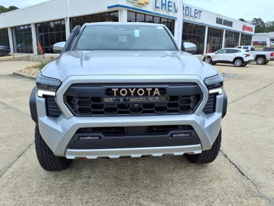 2026 Toyota Tacoma i-FORCE MAX Trailhunter