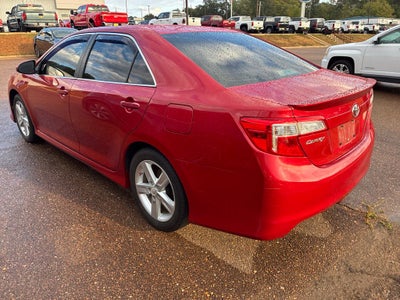 2012 Toyota CAMRY SE