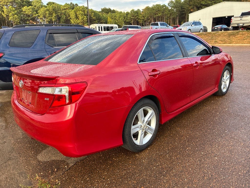 2012 Toyota CAMRY SE