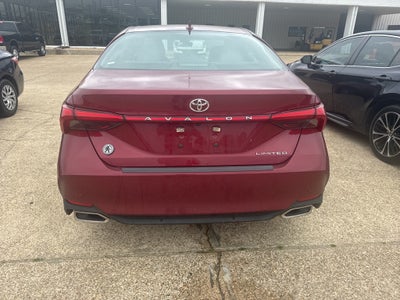 2022 Toyota AVALON Limited