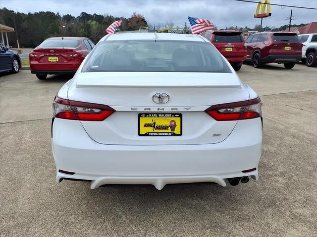 2024 Toyota CAMRY SE