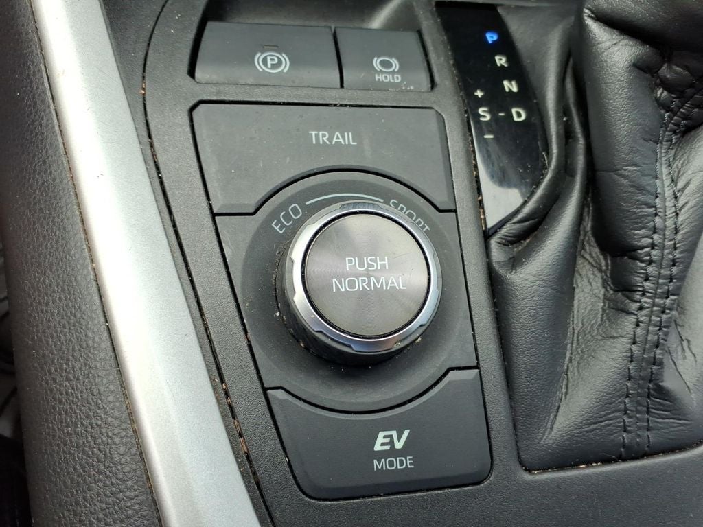 2021 Toyota RAV4 Hybrid XSE