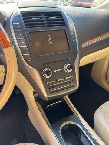 2015 Lincoln MKC Base