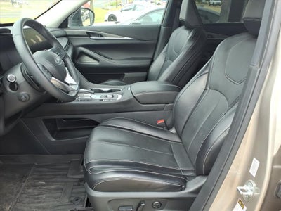 2023 INFINITI QX60 LUXE