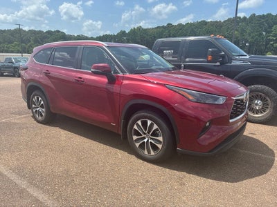 2026 Toyota Highlander Hybrid XLE