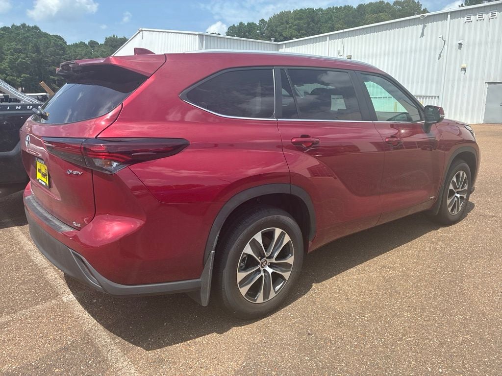 2026 Toyota Highlander Hybrid XLE