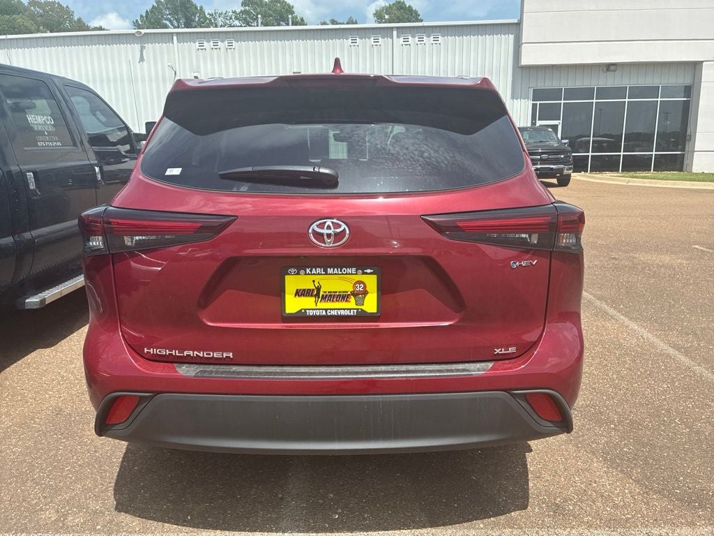 2026 Toyota Highlander Hybrid XLE