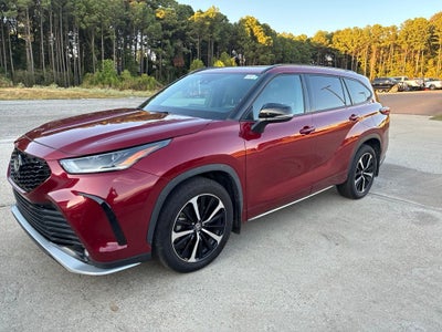 2022 Toyota Highlander XSE