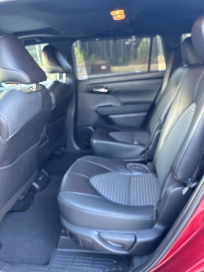 2022 Toyota Highlander XSE