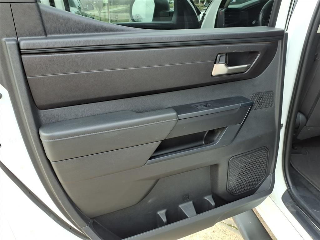 2024 Toyota TUNDRA 4X2 SR5