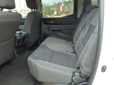 2024 Toyota TUNDRA 4X2 SR5