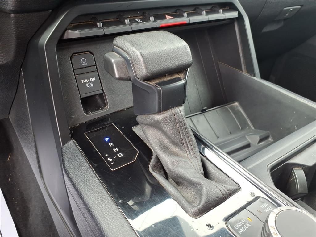 2024 Toyota TUNDRA 4X2 SR5