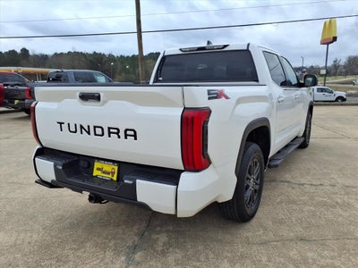 2024 Toyota TUNDRA 4X2 SR5