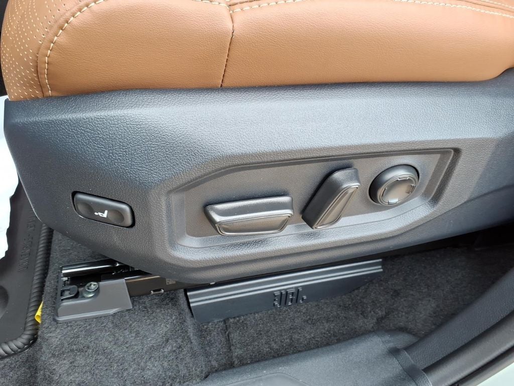 2026 Toyota TUNDRA HV 4X4 1794 Edition