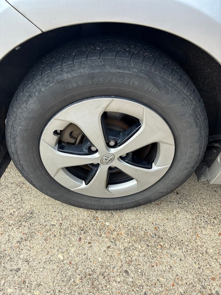 2013 Toyota PRIUS Four