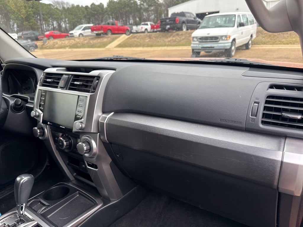 2021 Toyota 4RUNNER SR5