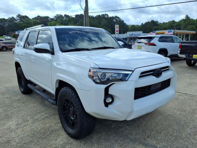 2022 Toyota 4Runner SR5