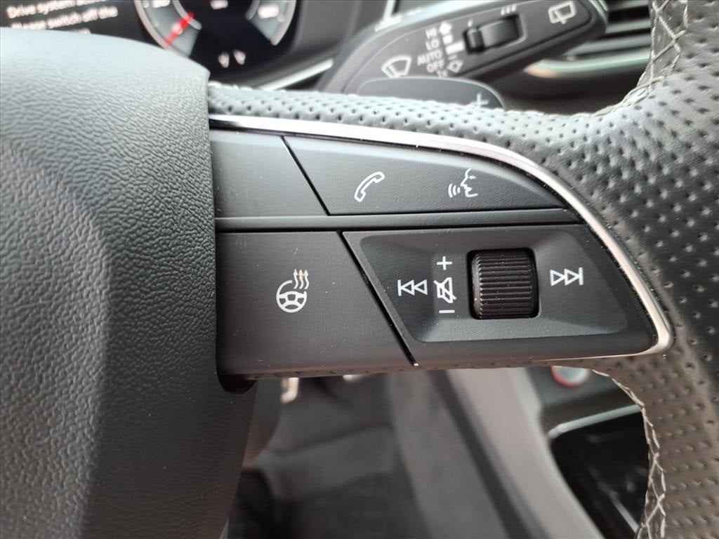 2022 Audi SQ5 Prestige quattro