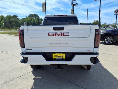 2025 GMC Sierra 2500HD AT4