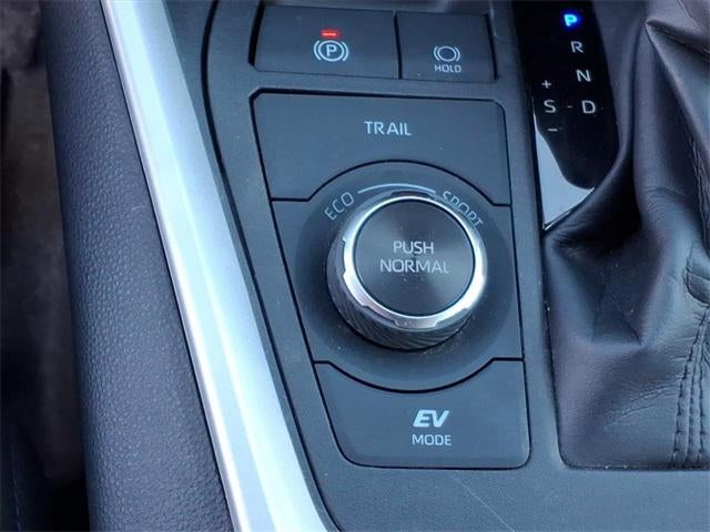 2024 Toyota RAV4 Hybrid SE