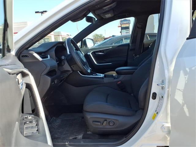 2024 Toyota RAV4 Hybrid SE